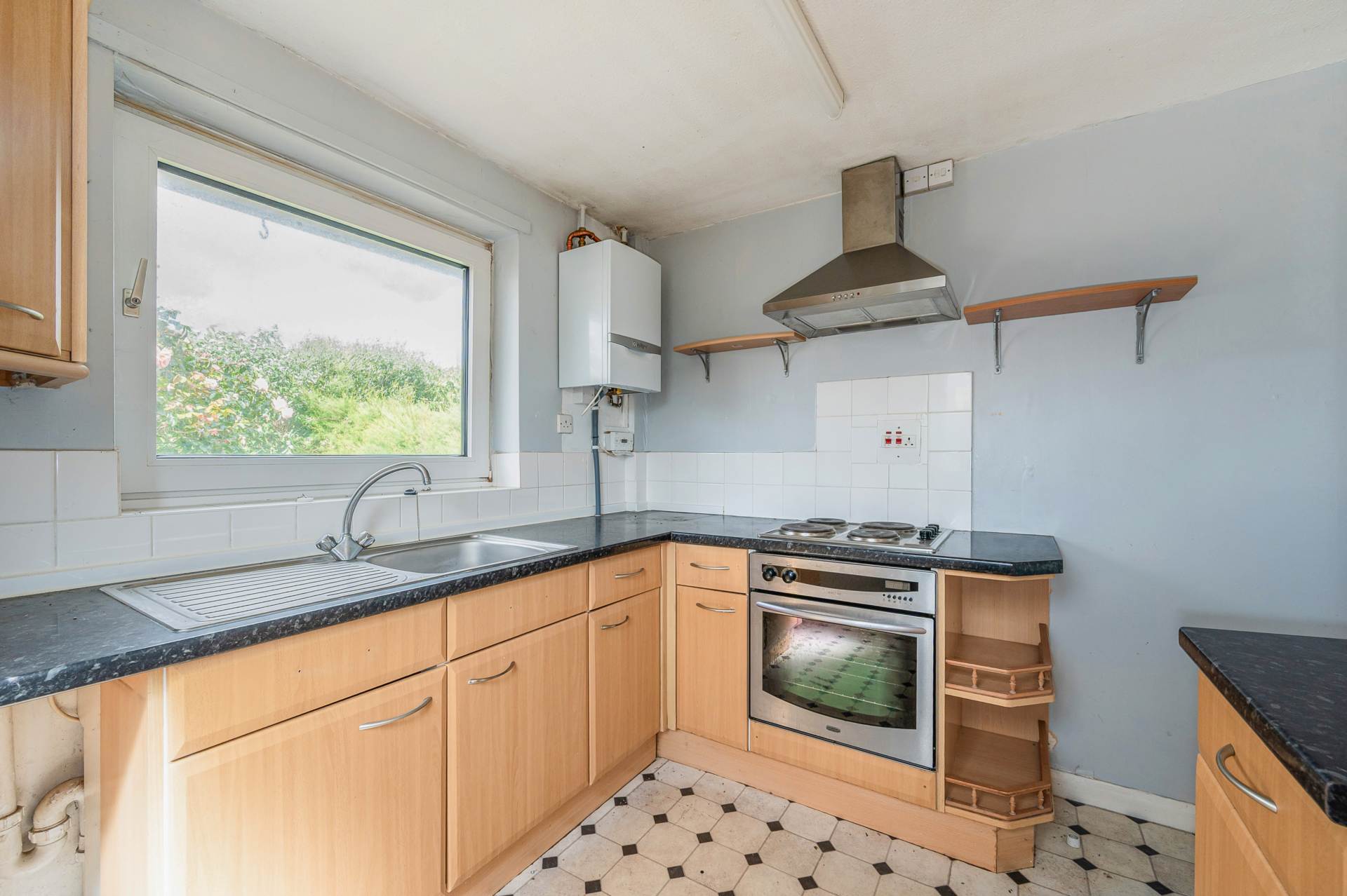 East Bracklesham Drive, Bracklesham Bay, West Sussex, PO20, Image 4