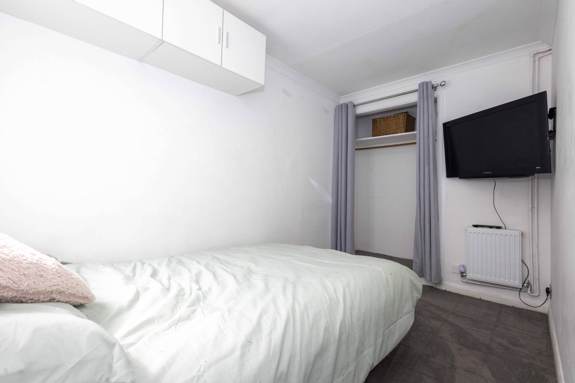 Windsor Close, Hayling Island, PO11, Image 7