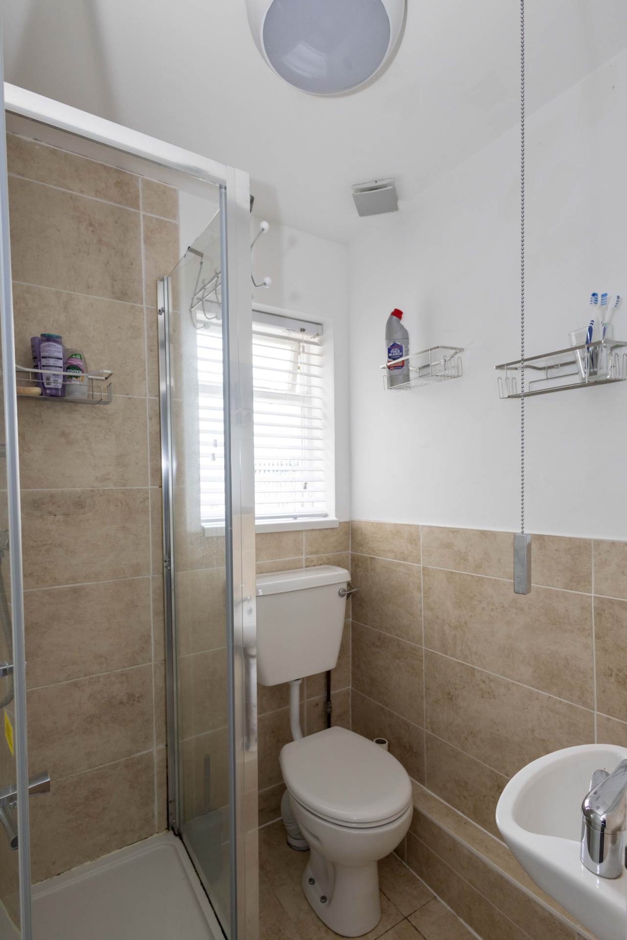 Windsor Close, Hayling Island, PO11, Image 9