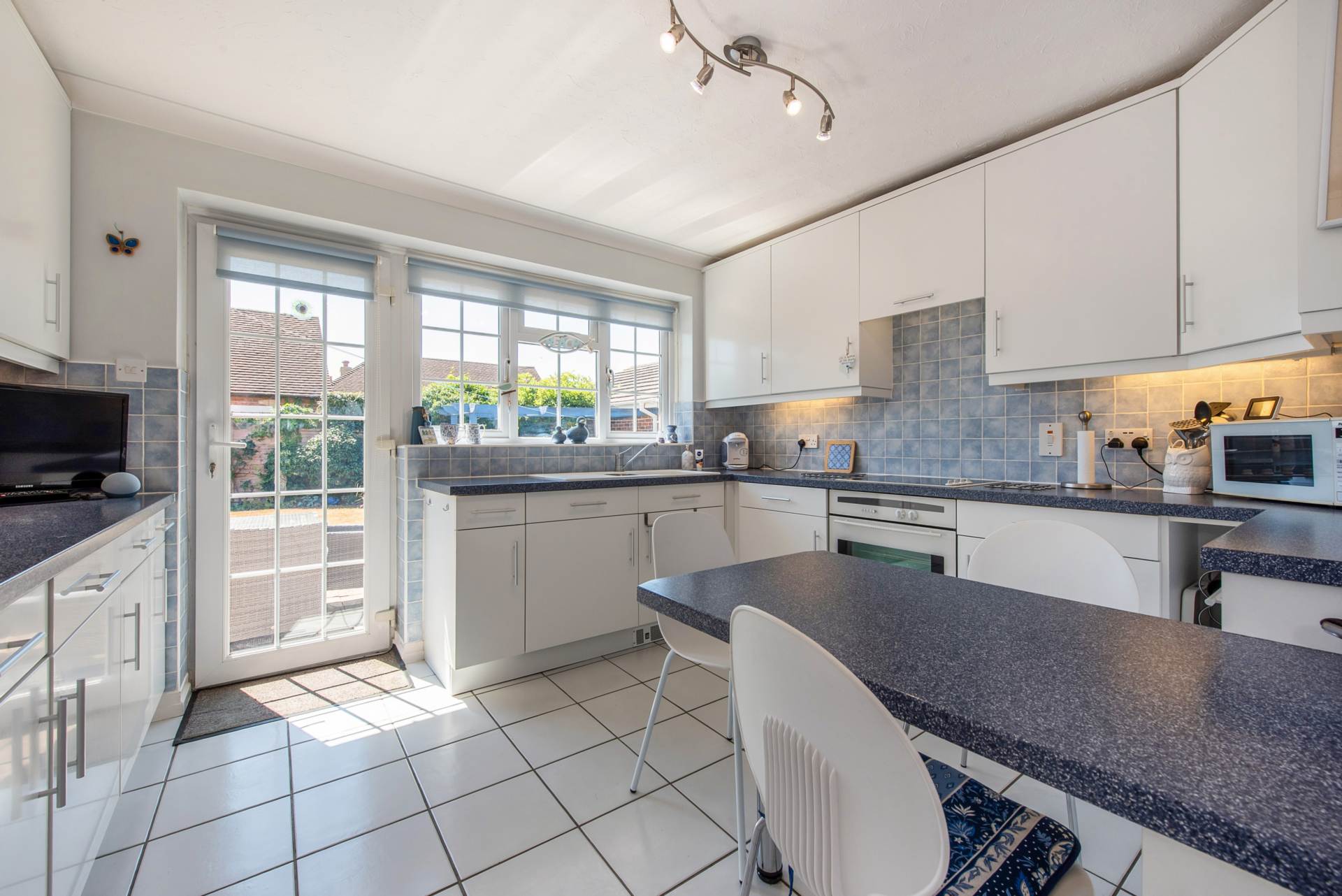 Middlefield, West Wittering, West Sussex, PO20, Image 6