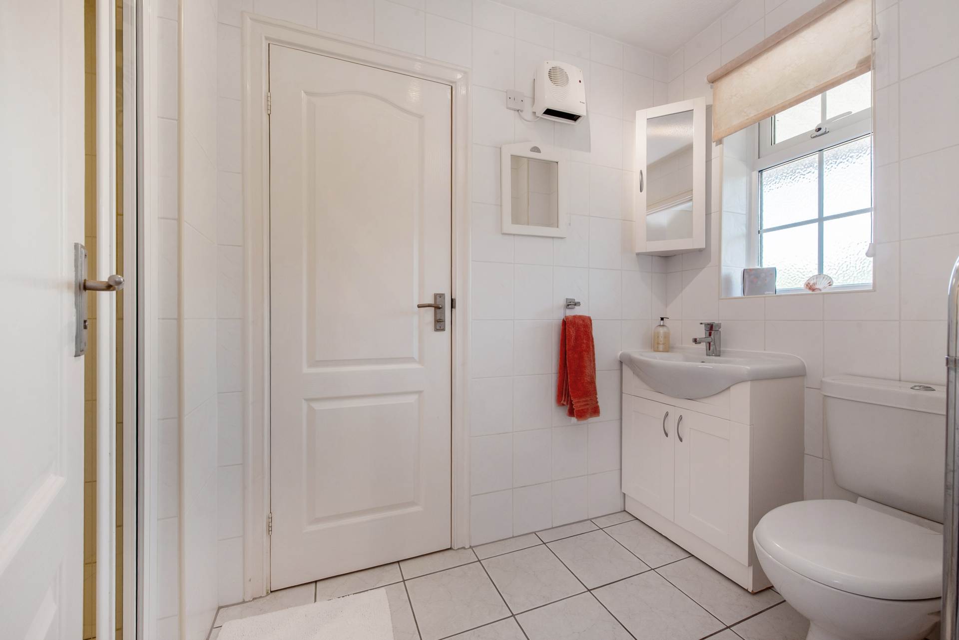 Middlefield, West Wittering, West Sussex, PO20, Image 9