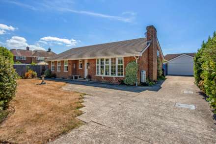 Middlefield, West Wittering, West Sussex, PO20