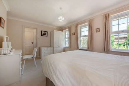 Middlefield, West Wittering, West Sussex, PO20, Image 11