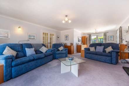 Middlefield, West Wittering, West Sussex, PO20, Image 4