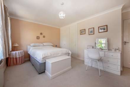 Middlefield, West Wittering, West Sussex, PO20, Image 8