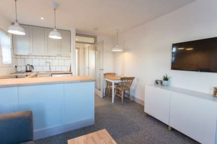 Rostock Court, Bracklesham Lane, Bracklesham, Image 5