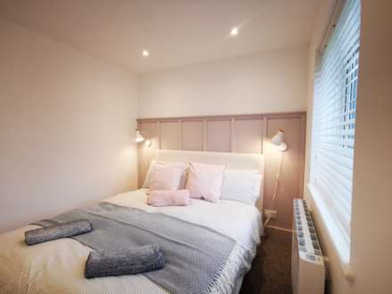 Rostock Court, Bracklesham Lane, Bracklesham, Image 6