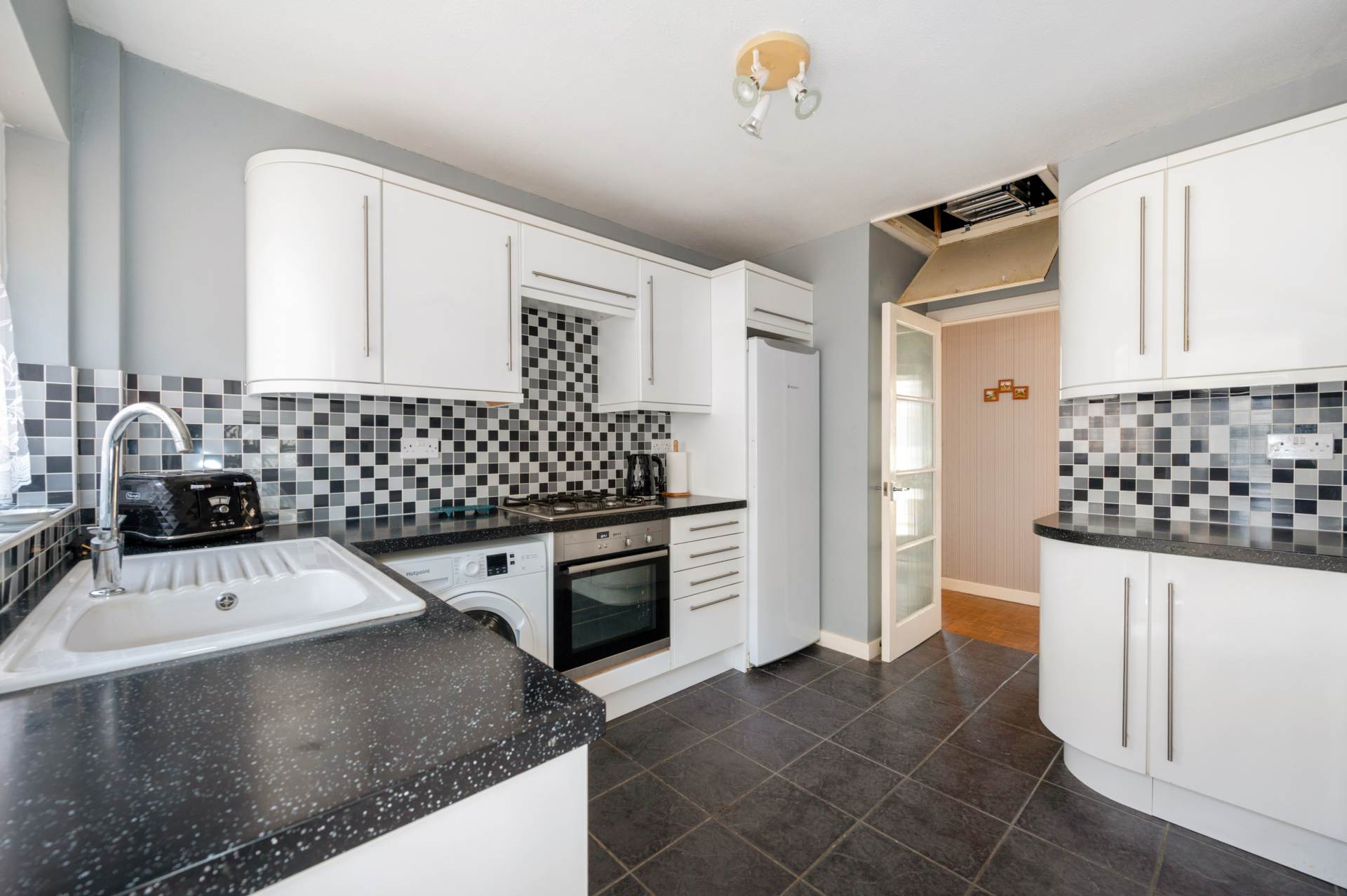Grayswood Avenue, Bracklesham Bay, West Sussex, PO20, Image 6