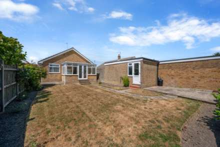 Grayswood Avenue, Bracklesham Bay, West Sussex, PO20, Image 17