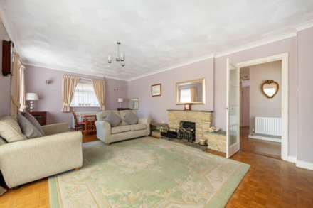 Grayswood Avenue, Bracklesham Bay, West Sussex, PO20, Image 4