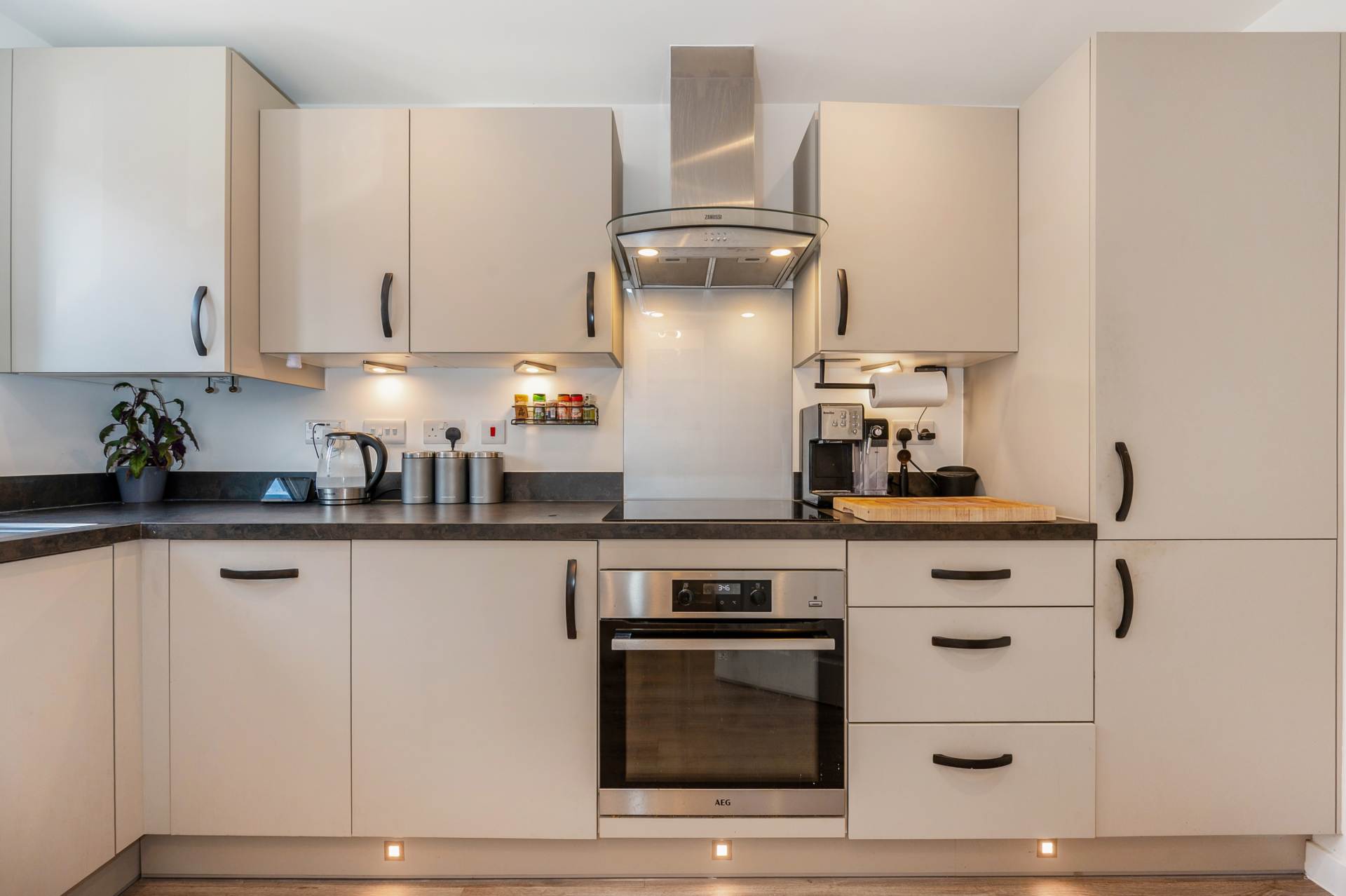 Baker Close, Bracklesham Bay, Chichester, West Sussex, PO20, Image 3