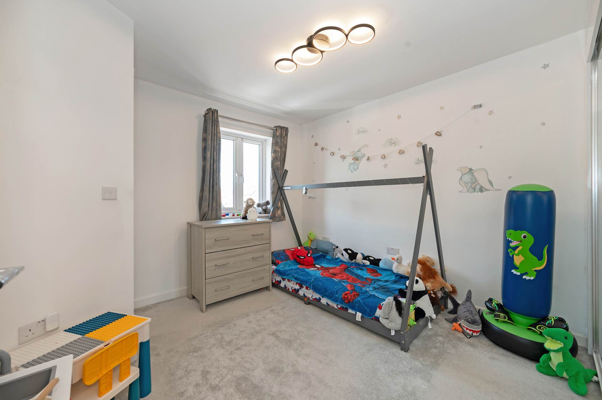 Baker Close, Bracklesham Bay, Chichester, West Sussex, PO20, Image 9