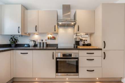 Baker Close, Bracklesham Bay, Chichester, West Sussex, PO20, Image 3