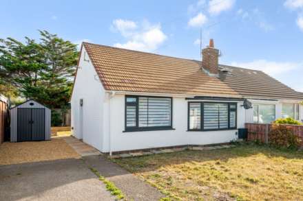Solent Road, East Wittering, PO20, Image 1