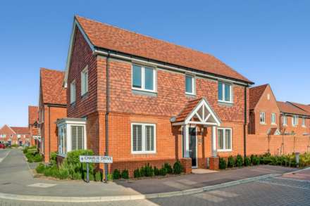 Charlie Drive, Bracklesham Bay, PO20, Image 16