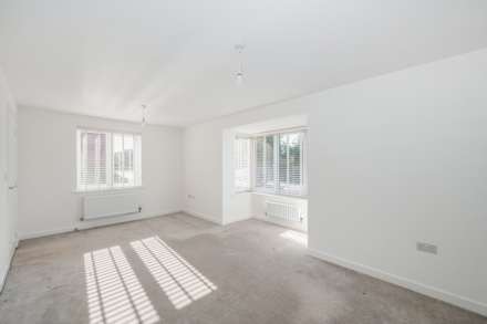 Charlie Drive, Bracklesham Bay, PO20, Image 2