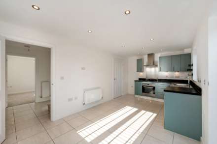 Charlie Drive, Bracklesham Bay, PO20, Image 5