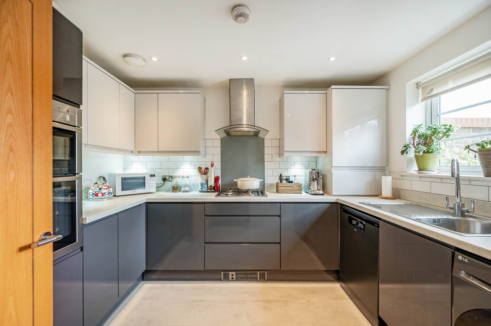 Stockbridge Road, Chichester, PO19, Image 2