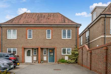 Stockbridge Road, Chichester, PO19