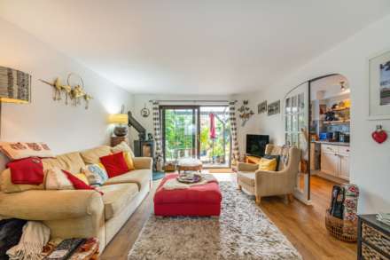 Armada Court, Bracklesham Bay, PO20, Image 3
