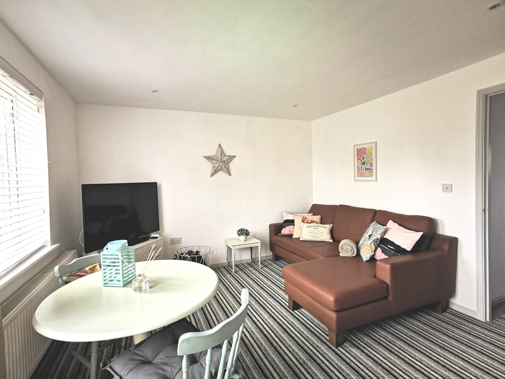 Hayward Place, Bracklesham, Image 6