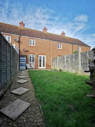 Hayward Place, Bracklesham, Image 4
