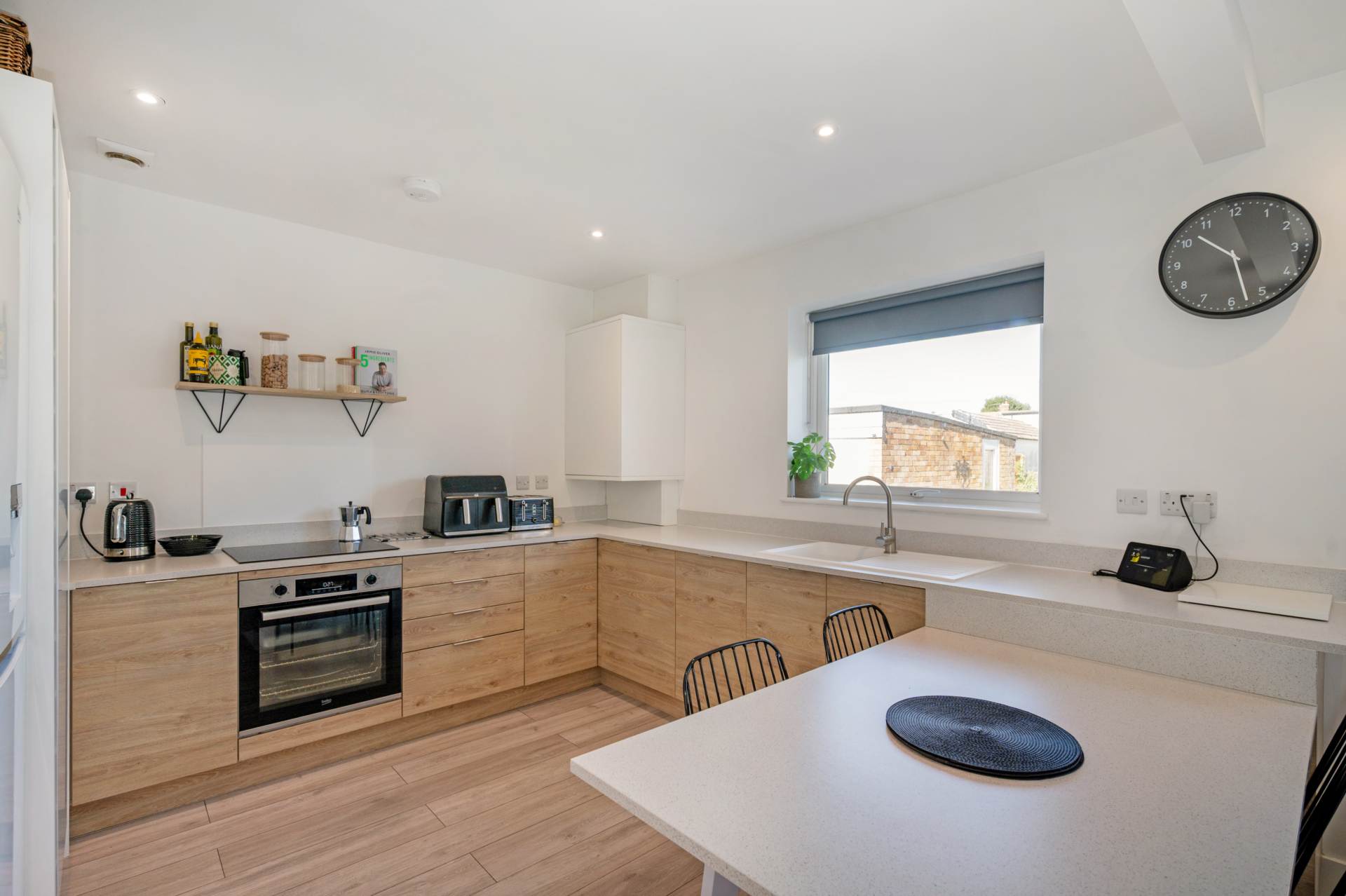 Sunnymead Drive, Waterlooville, PO7, Image 4