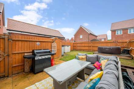 Willow Way, Bracklesham Bay, PO20, Image 18