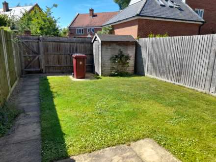 Old Common Close, Birdham, Image 12