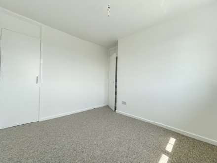 Kestrel Close, East Wittering, Image 6