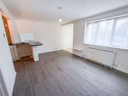 Bracklesham Court, Bracklesham Lane, Image 6