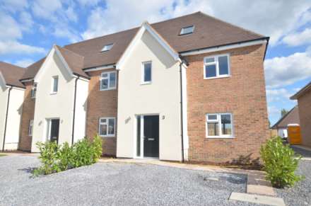 3 Bedroom Semi-Detached, Southdown View, East Wittering