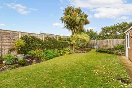Barton Way, Bracklesham Bay, West Sussex, PO20, Image 18