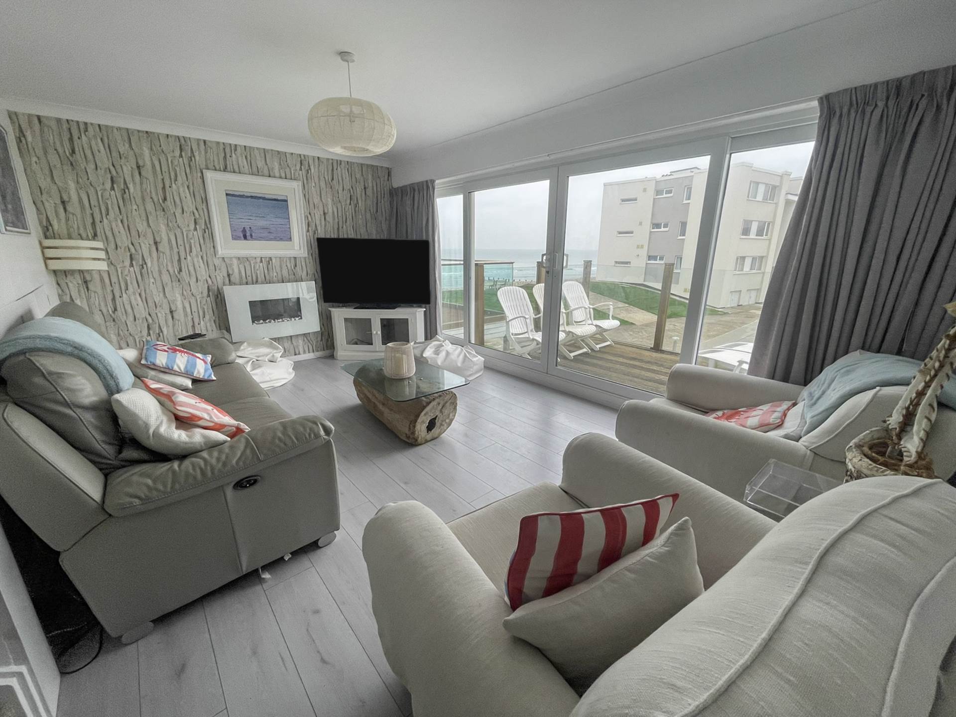 Marineside, Bracklesham, Image 2