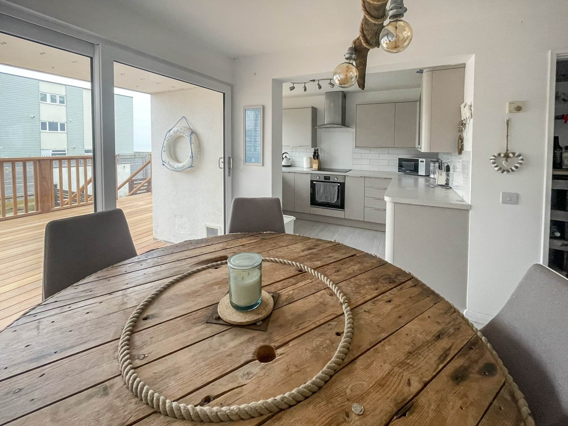 Marineside, Bracklesham, Image 5