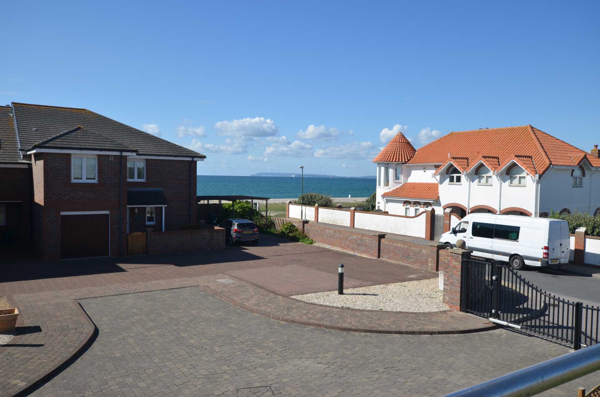 Barn Walk, East Wittering, Image 6