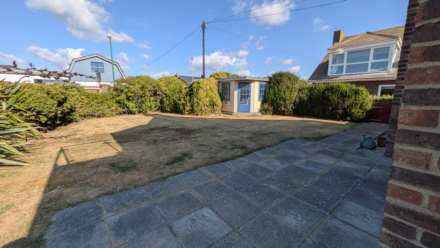 Barn Walk, East Wittering, Image 15