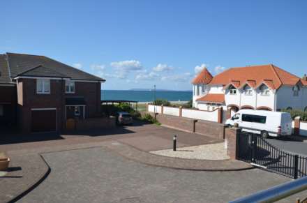 Barn Walk, East Wittering, Image 6