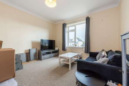 Bassett Road, Bognor Regis, Image 7