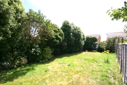 Kilnwood Close, Selsey, Image 16