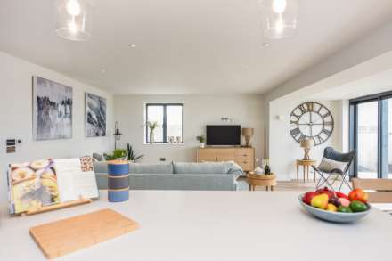 East Bracklesham Drive, Bracklesham Bay, West Sussex, PO20, Image 8