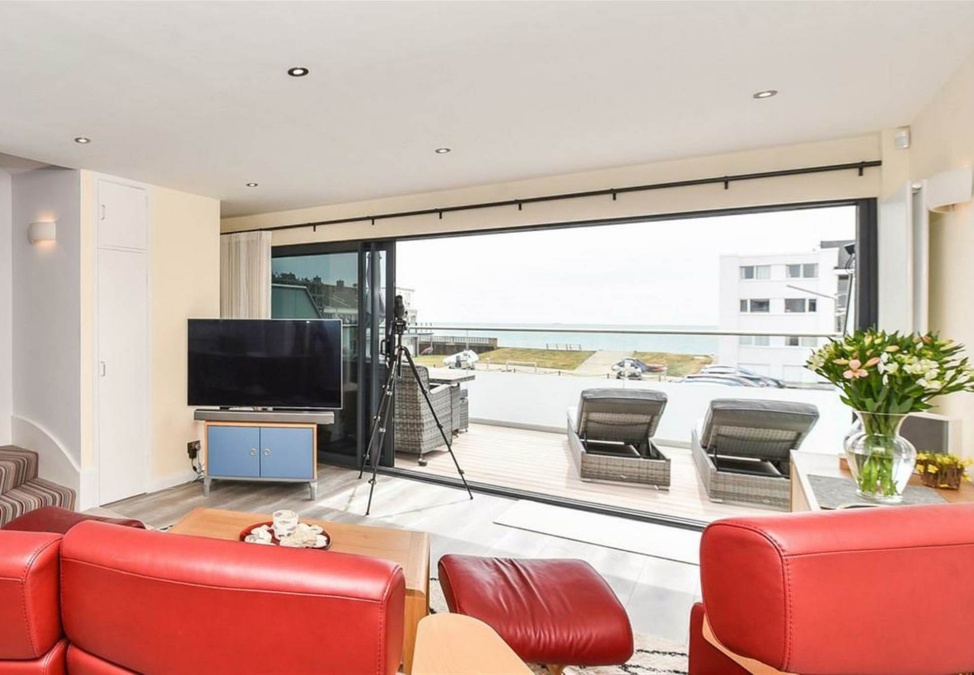 Marineside, Bracklesham Bay, PO20, Image 3