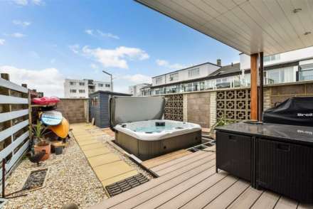 Marineside, Bracklesham Bay, PO20, Image 11