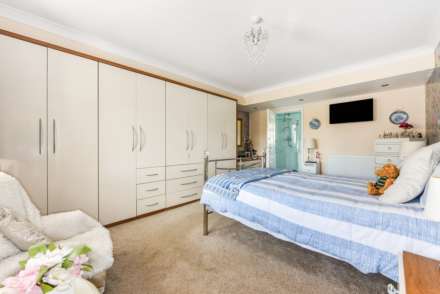 Windsor Drive, West Wittering, West Sussex, PO20, Image 8