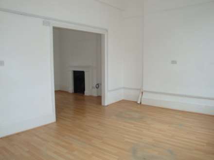 Hogarth Road, Earls Court SW5, Image 3