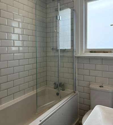 Moring Road SW17, Tooting Bec, Image 11