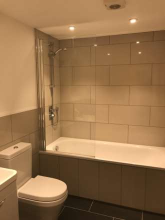 Sandy Lane North, Wallington, Image 5