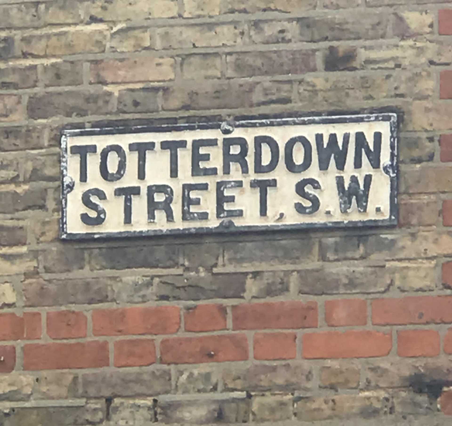 Totterdown Street, London SW17 8TB, Image 1