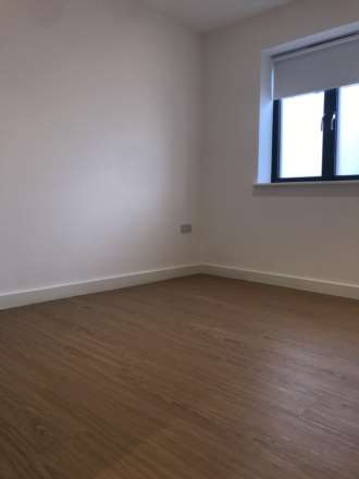 SM2 5DG Cedar Road, Sutton, Image 4