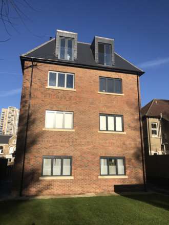 SM2 5DG Cedar Road, Sutton, Image 7